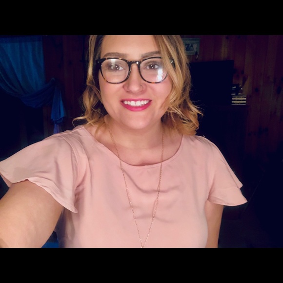 Meet your Posher, Taylor - Picture 6 of 8